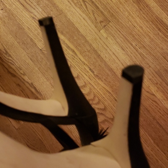 Calvin Klein Olivia blk peeptoe ankle strap. Sz 10 - Picture 4 of 5